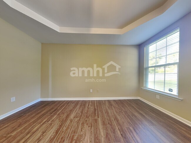 Building Photo - 173 Largess Ln