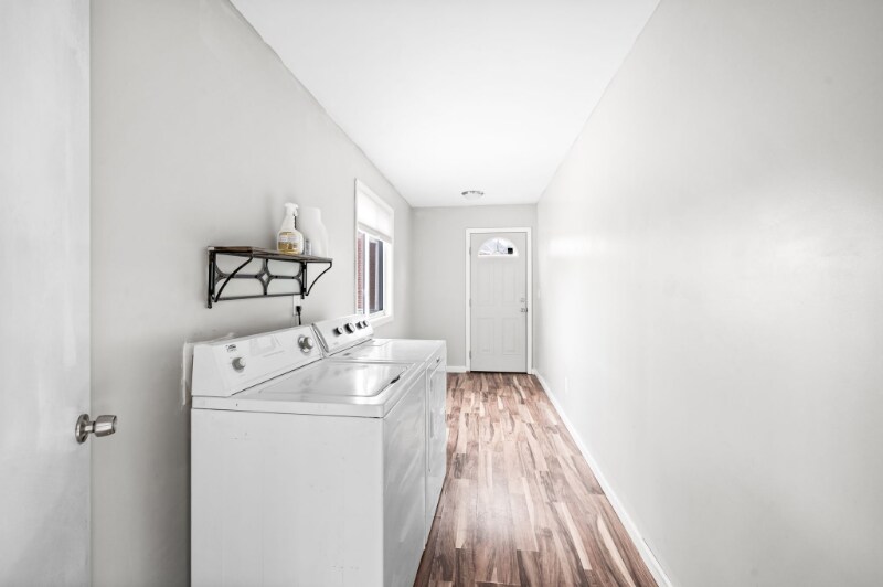 Building Photo - 5023 Packard Dr