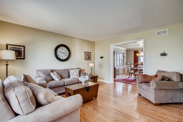 Building Photo - 4035 Schillinger Dr
