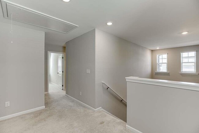 Building Photo - 160 Golden Eagle Pkwy