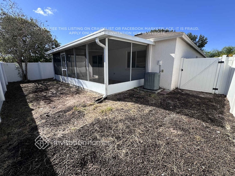 Building Photo - 11157 Summer Star Dr