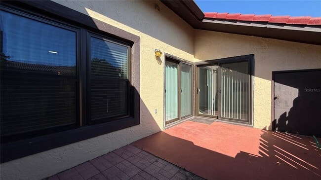 Building Photo - 555 Hunter Cir