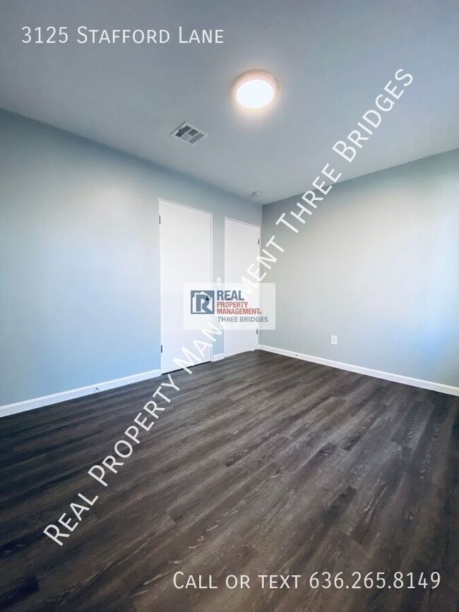 Building Photo - 3125 Stafford Ln