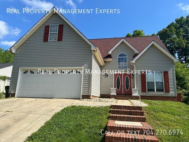 Primary Photo - 7915 Vermilion Dr