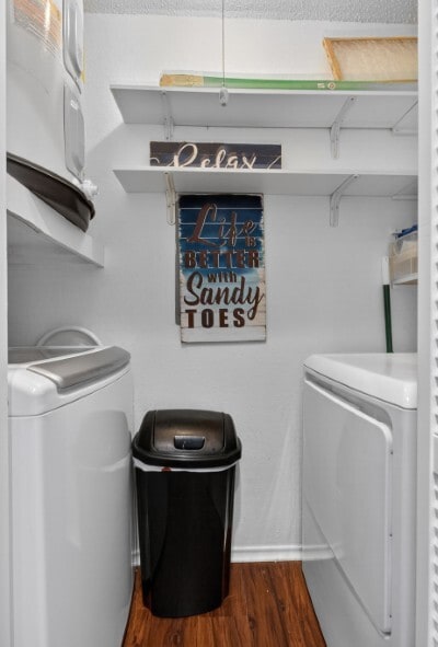 Building Photo - 14721 Whitecap Blvd