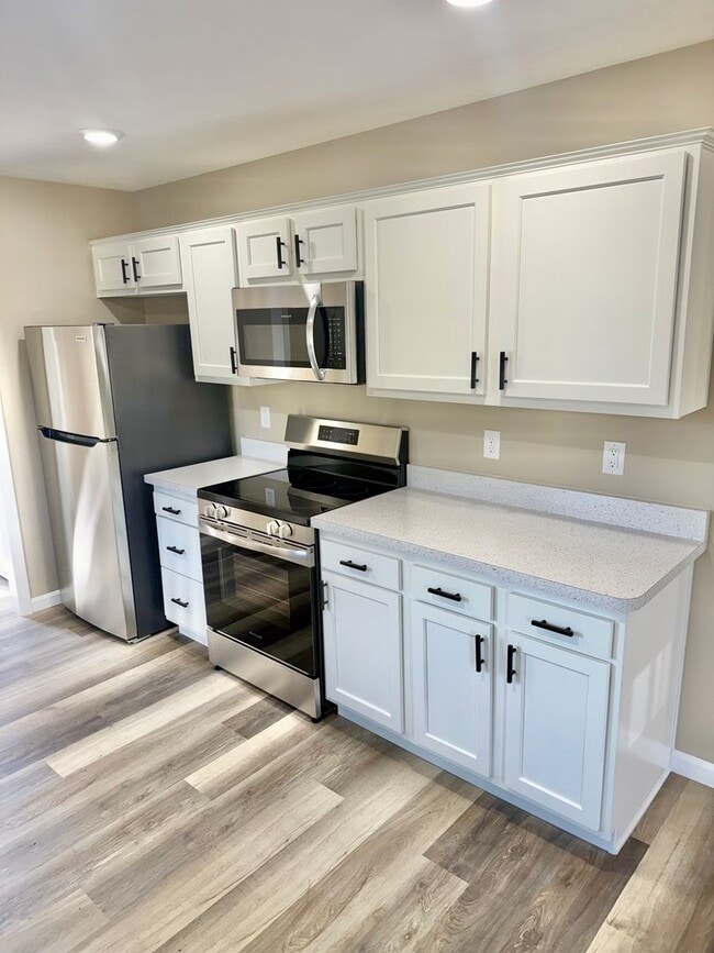 Building Photo - Just Built & Move-In Ready - Stunning New 3 Bedroom, 2 Bath Home!