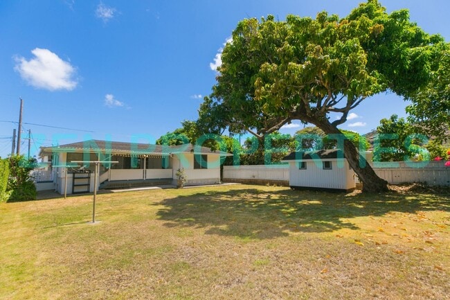 Building Photo - a 3 bdrm, 1 bath home for rent in Niu Valley