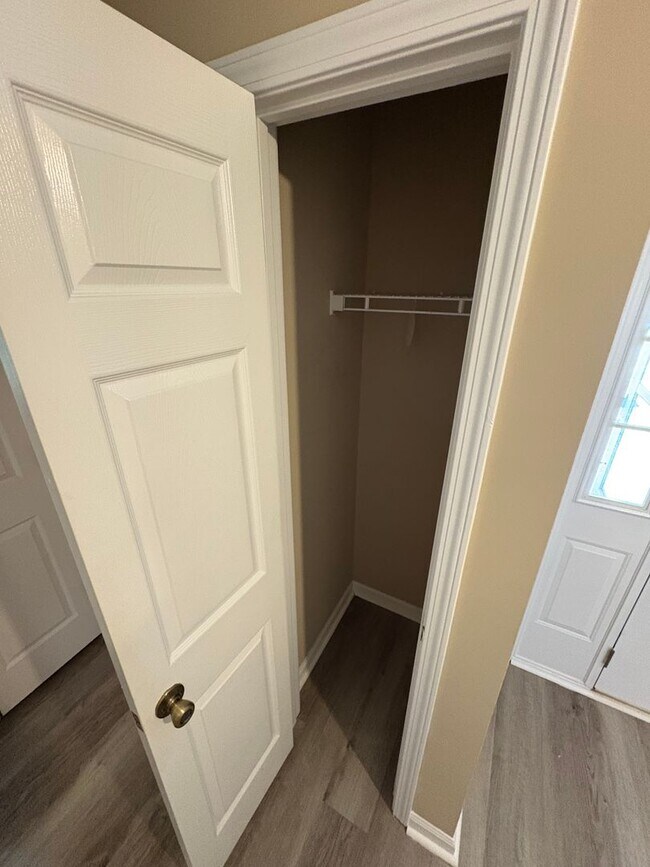 Building Photo - Available July!