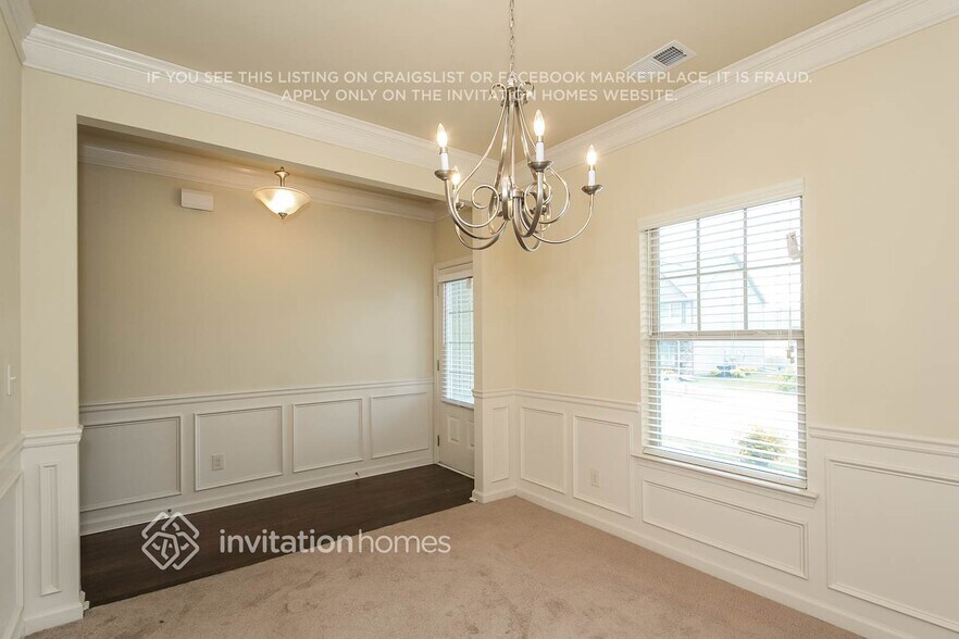 Building Photo - 384 Easley Dr SE