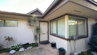 Building Photo - 1225 N Granada Ave