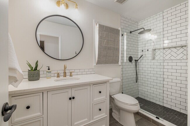 Building Photo - 9005 Nolley Ct