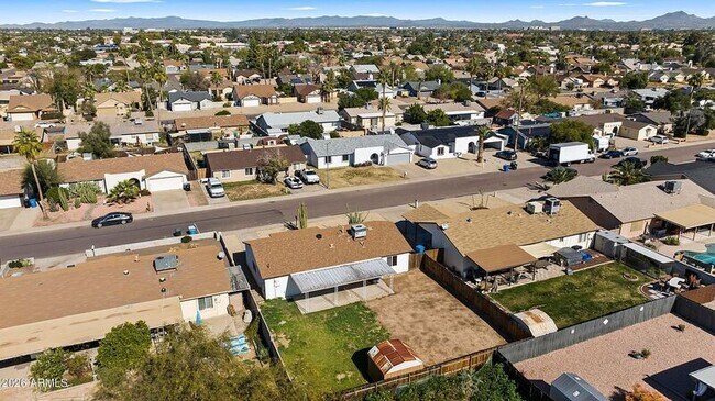 Building Photo - 3763 E Evans Dr