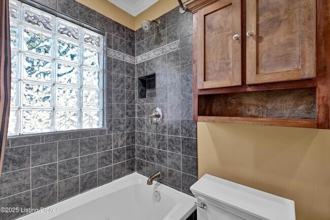 Building Photo - 7405 Ridan Way