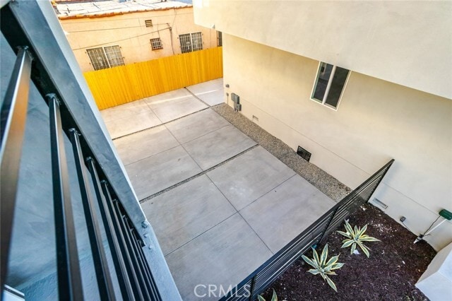 Building Photo - 5016 Pickford St