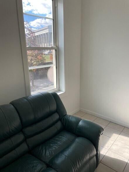 living room - 2013 N College Ave