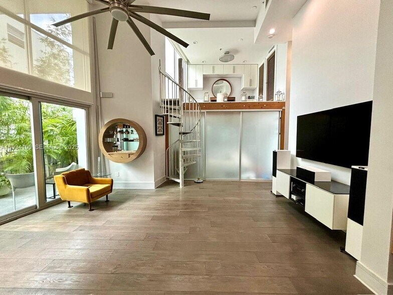 Building Photo - 221 Jefferson Ave