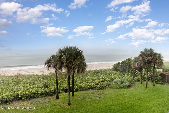 Building Photo - 995 N Hwy A1A