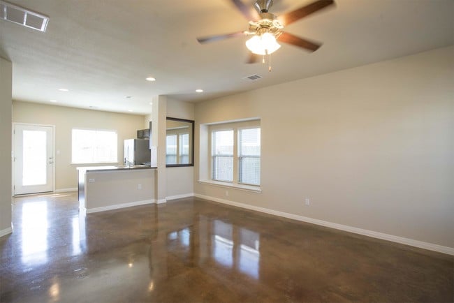 Building Photo - 4506 Truth Wy