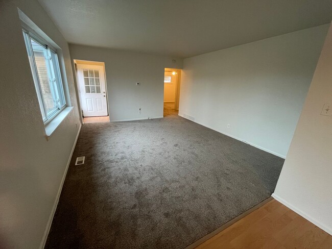 Building Photo - Cozy Ranch in Thornton