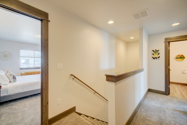 Building Photo - 1401 Westwood Cir