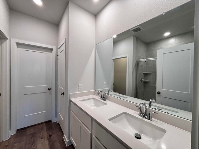 Building Photo - 32506 Timber Point Dr