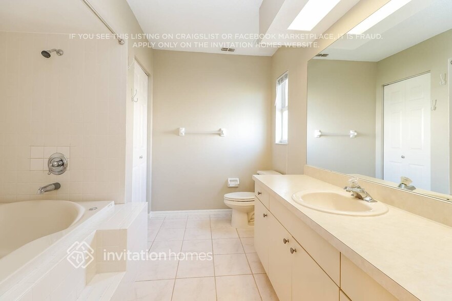 Building Photo - 6380 25 Way S