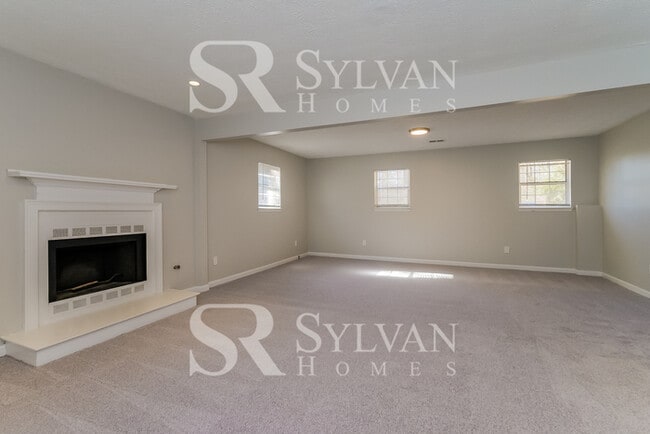 Building Photo - Coming HOME never felt so good!