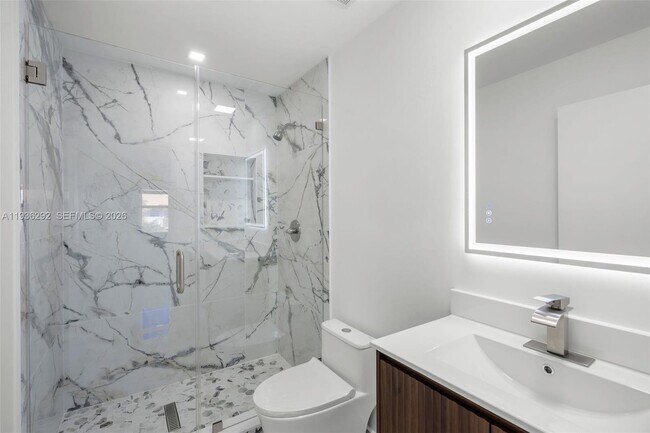 Building Photo - 7662 SW 152nd Ave