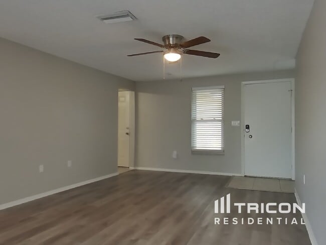 Building Photo - 3926 Cochise Terrace