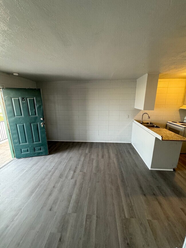 Building Photo - Bryant Place