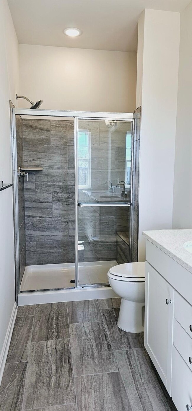 Building Photo - 2550 Hopton Ln