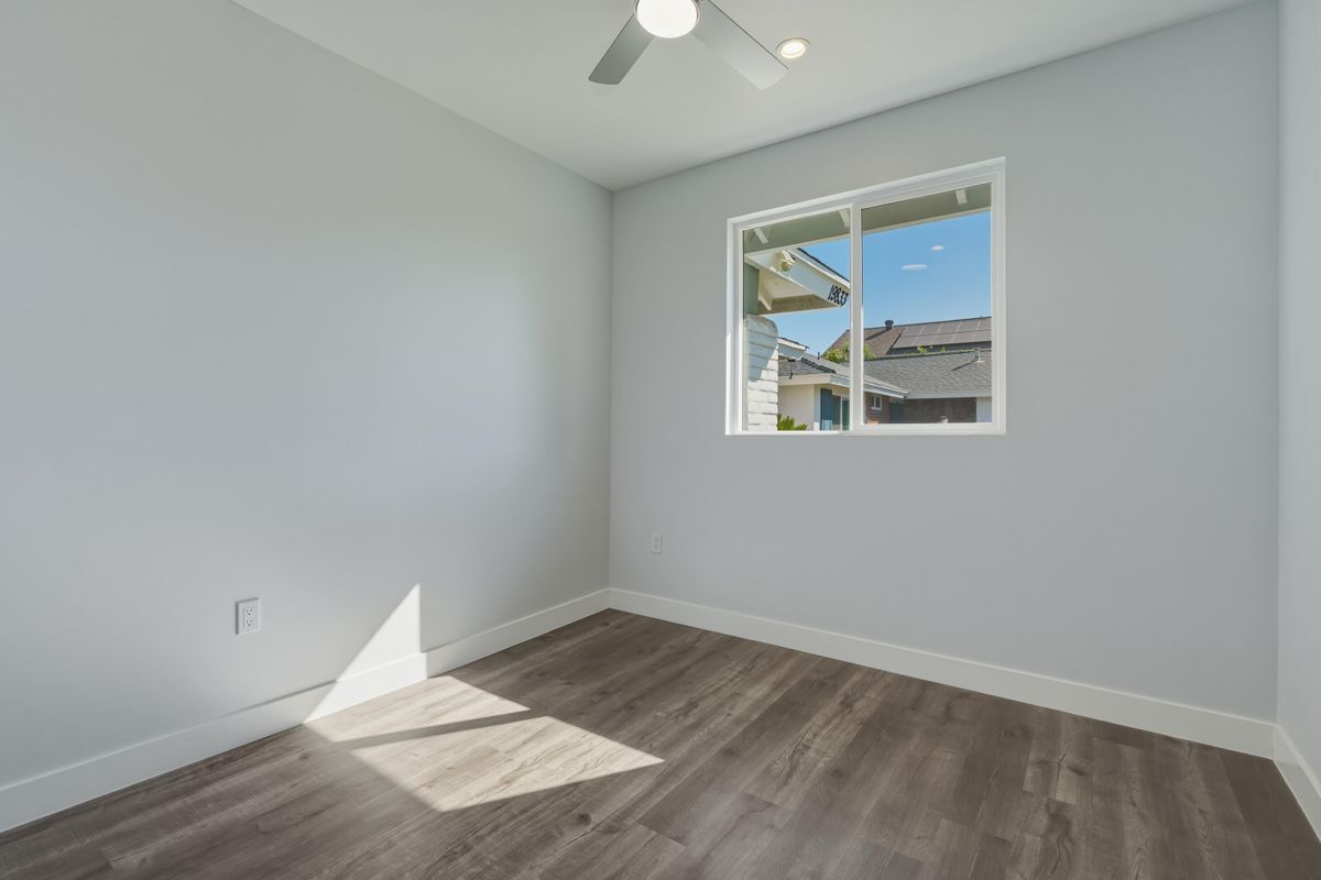 Building Photo - 19833 Blythe