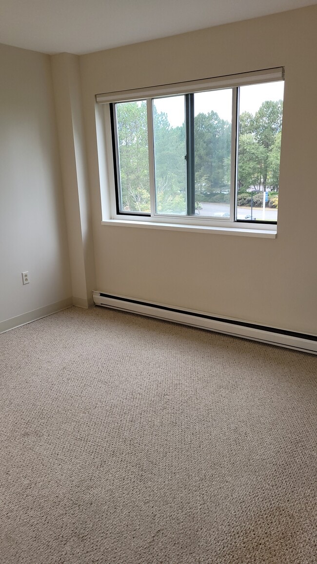 Building Photo - 148 Breakwater Dr