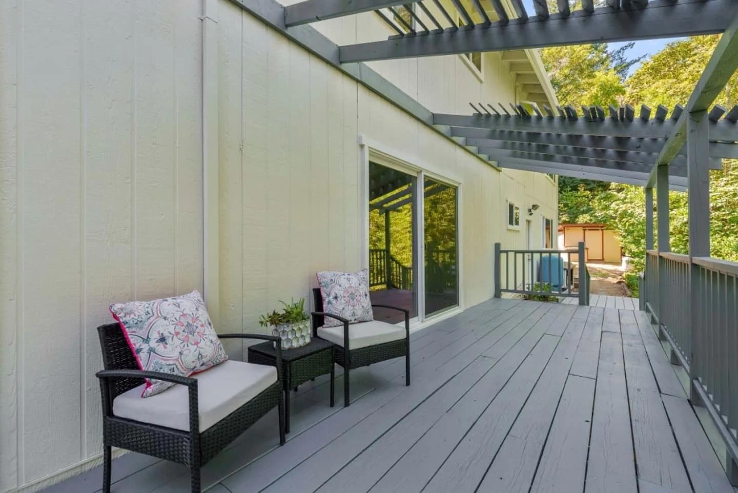 Building Photo - 20301 Bear Creek Rd