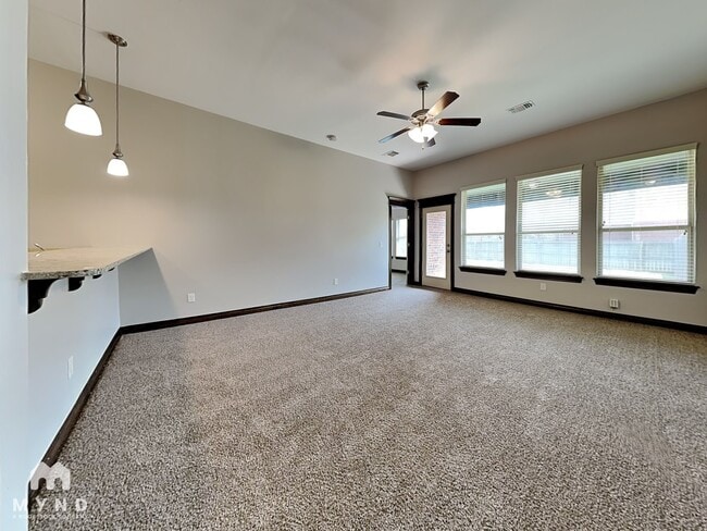 Building Photo - 1132 Merlin Dr