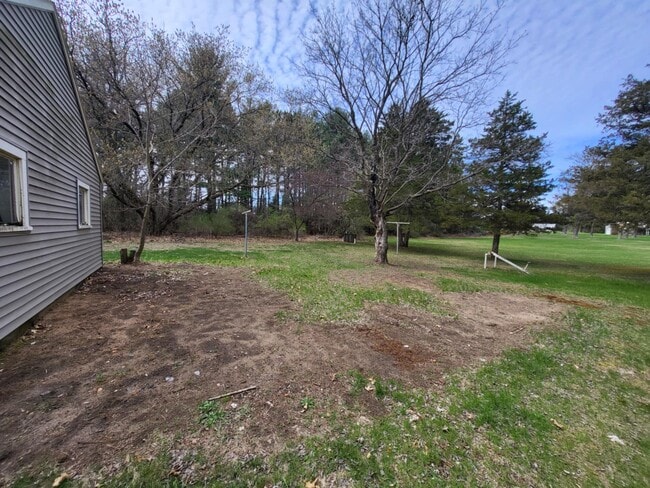 Building Photo - 11126 Cumberland Rd