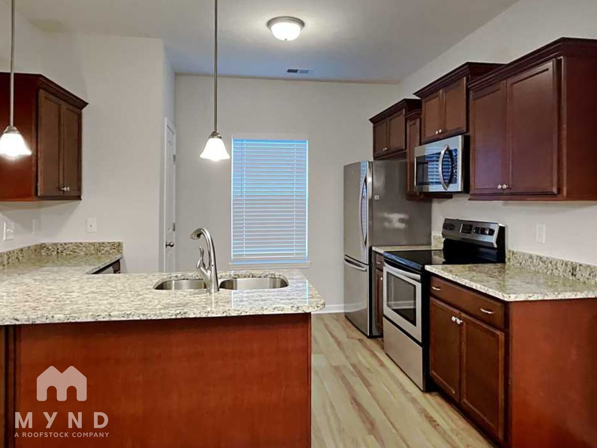 Building Photo - 302 Negri Ct