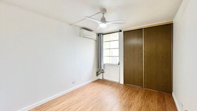 Building Photo - 3161 Ala Ilima St