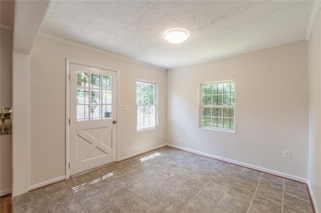Building Photo - 3213 Bobbie Ln