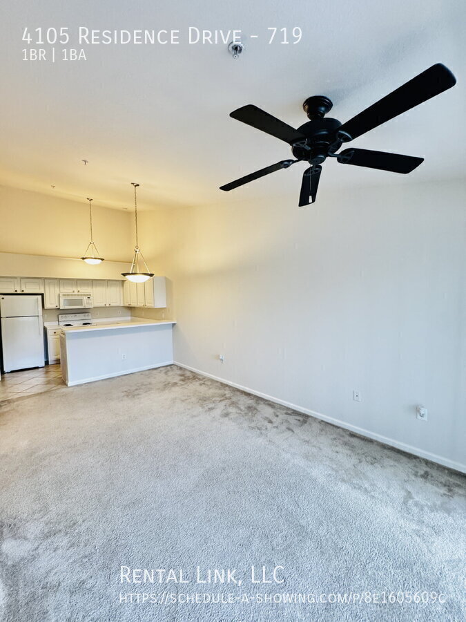 Building Photo - 4105 Residence Drive