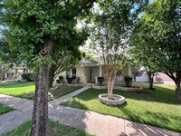 Building Photo - Cedar Park Towncenter / One Story / 4 bedrooms / Leander ISD
