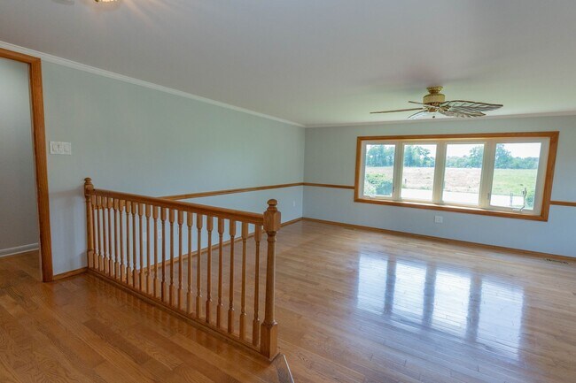 Building Photo - 4 Bed, 3, Bath Single Family Home in Ranson, WV
