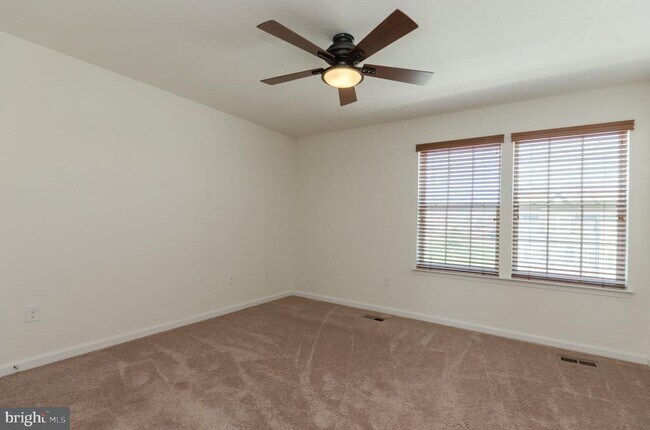 Building Photo - 172 Drexel Ct