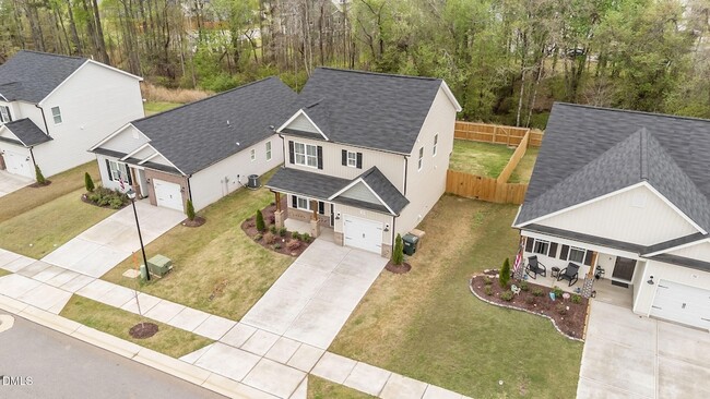 Building Photo - 360 Maidenhair Pl