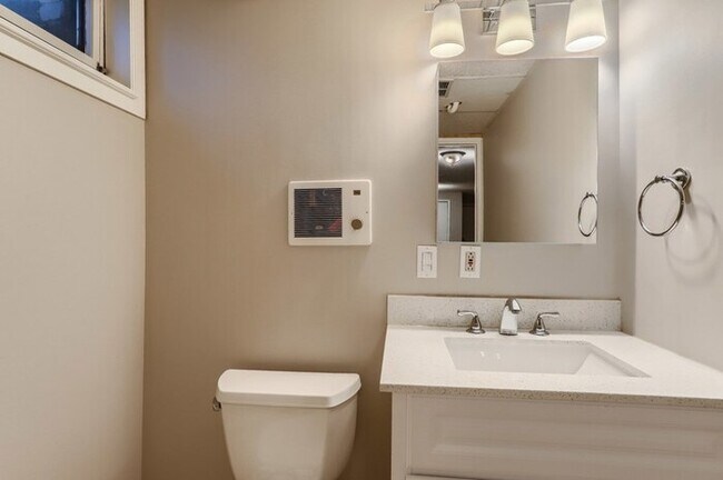 Building Photo - 6438 Irving Avenue S, Richfield, MN, 55423