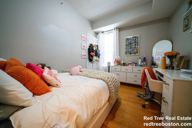 Building Photo - 3 Alleghany St