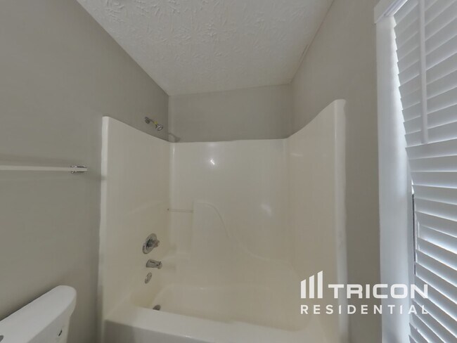Building Photo - 1162 St Phillips Ct