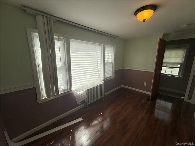 Building Photo - 105 Pilgrim Pl