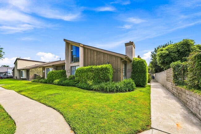 Building Photo - 16762 Viewpoint Ln