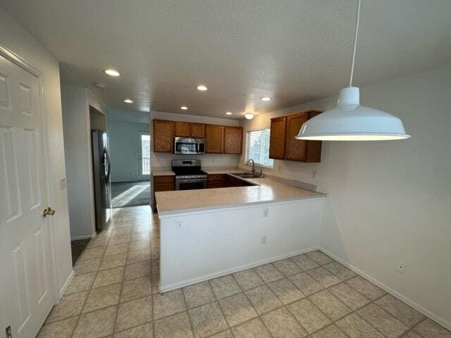 Building Photo - 23736 Broadmoor Dr